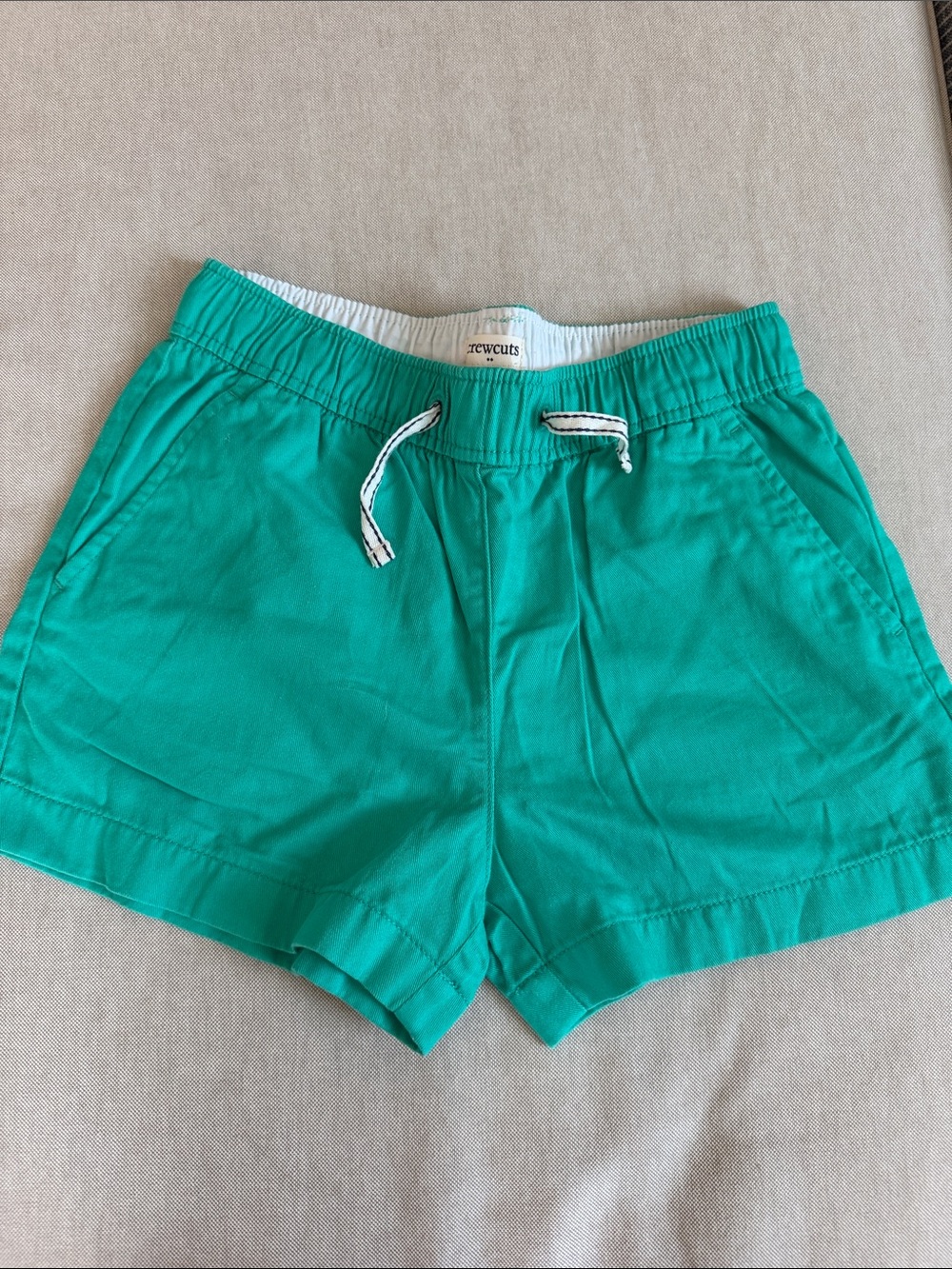 Crewcuts emerald green pull on chino shorts, size 10.